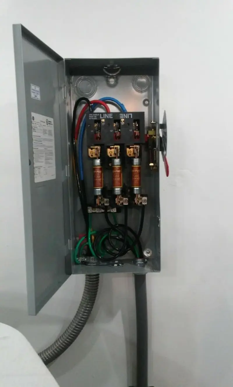 Three-phase disconnect switch installed for Smoke Detector Installation in Mill Valley
